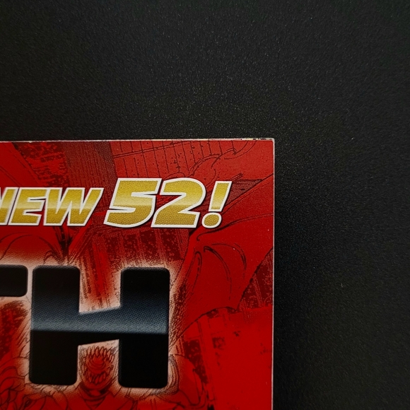 Earth 2 #1 - Picture 5 of 7